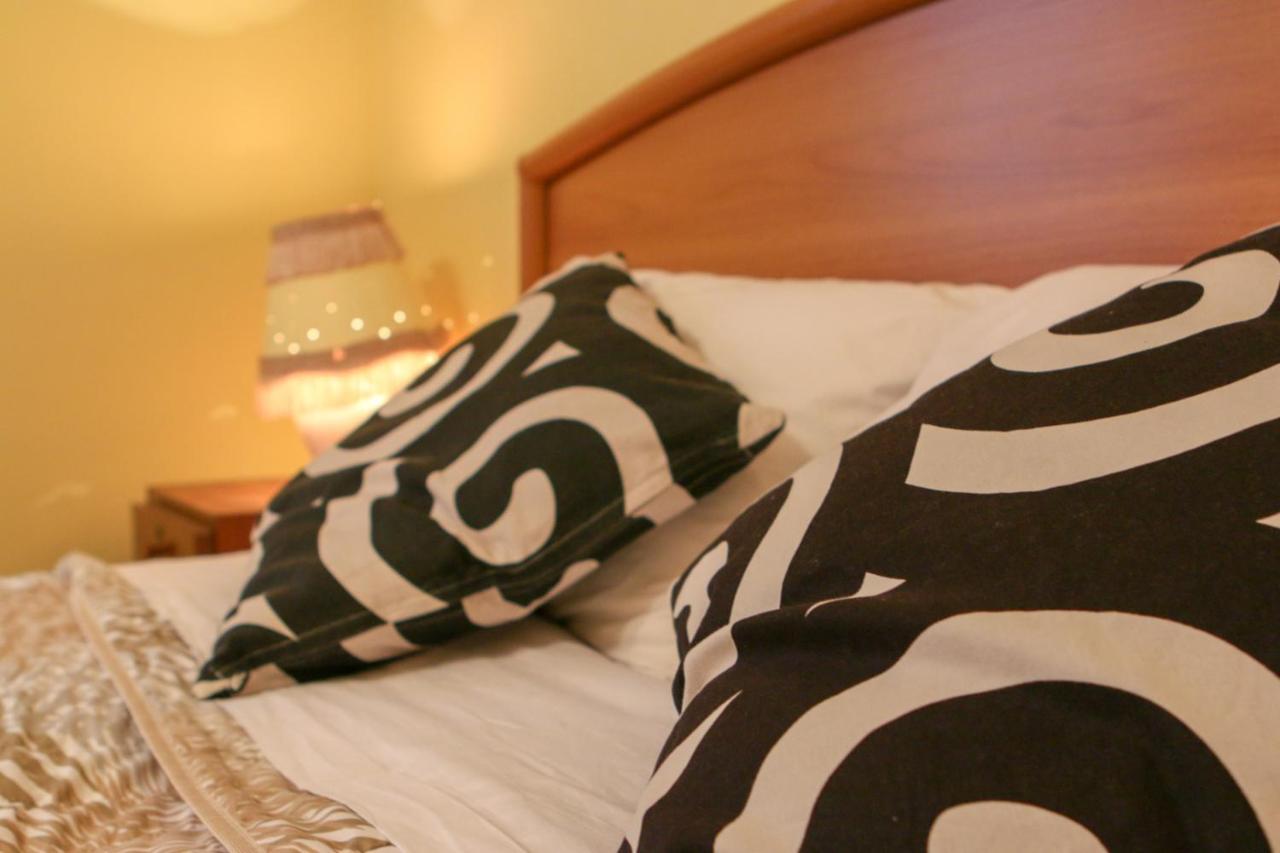 Bed and Breakfast Spighe Paglia E Girasole Candia Canavese Exterior foto