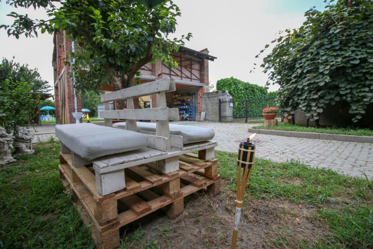 Bed and Breakfast Spighe Paglia E Girasole Candia Canavese Exterior foto