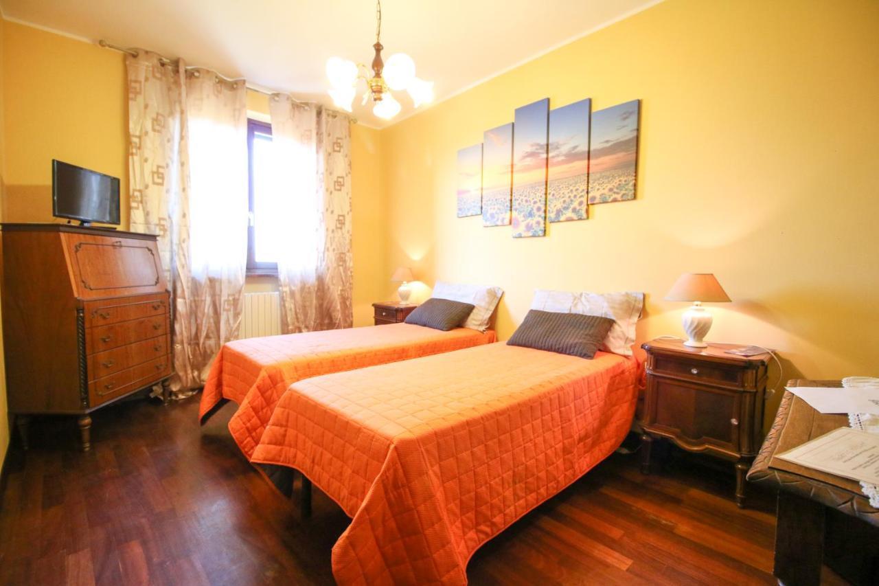 Bed and Breakfast Spighe Paglia E Girasole Candia Canavese Exterior foto