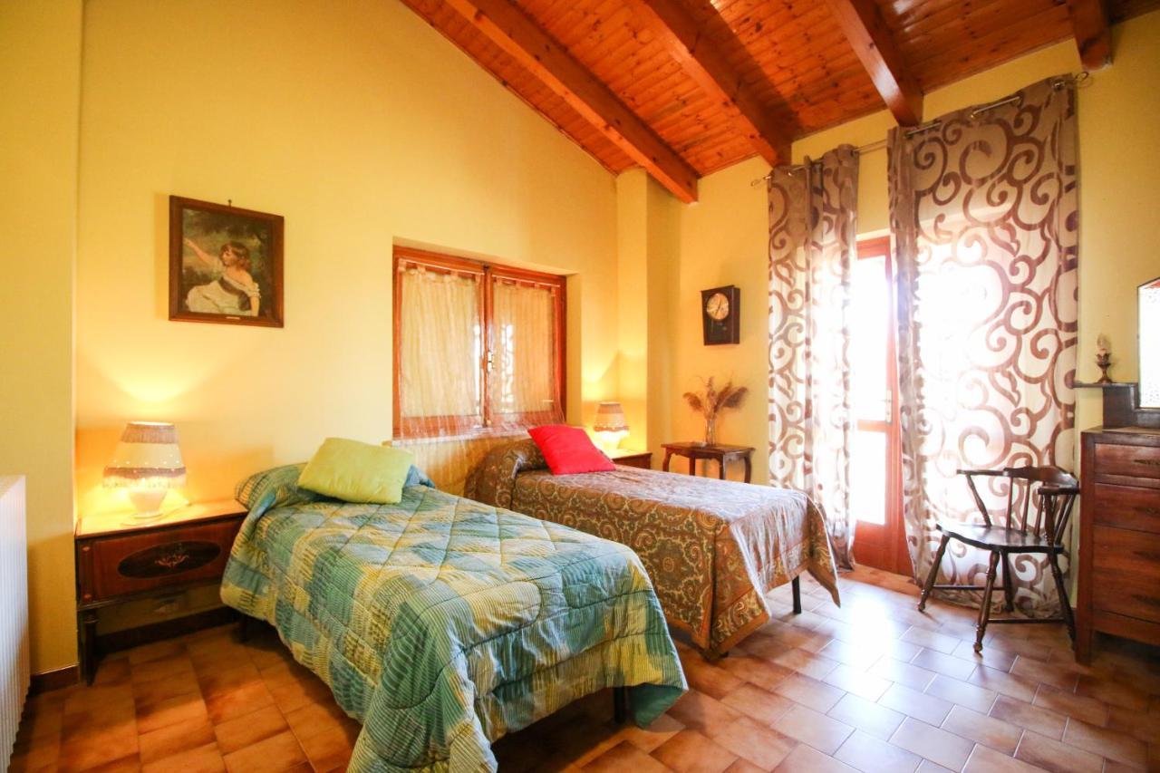 Bed and Breakfast Spighe Paglia E Girasole Candia Canavese Exterior foto
